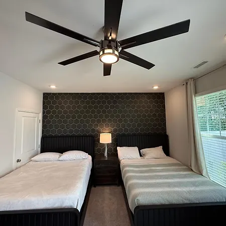 The Villas The One Villa By Rdu Airport With Indoor Heated Pool And Gym